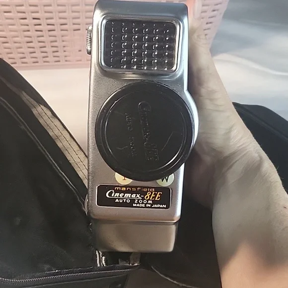 Camera - Picture 3 of 8